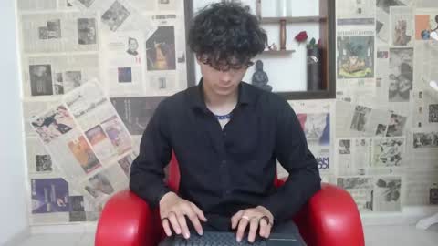 sebastian_rougue online show from April 21, 2026, 9:06 pm