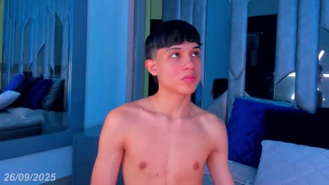 Snapshot of sebax_00 chatting on September 26, 2025, 7:51 pm Sebastian online show from September 26, 2025, 7:51 pm