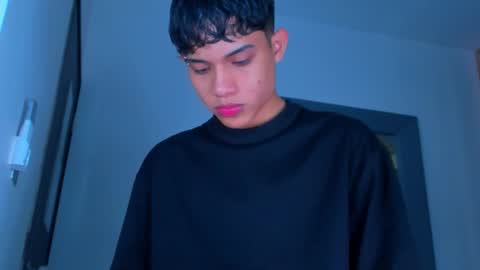 Snapshot of sebax_00 chatting on November 26, 2025, 9:05 pm Sebastian online show from November 26, 2025, 9:05 pm