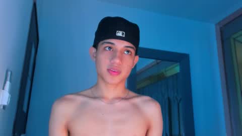 Snapshot of sebax_00 chatting on December 14, 2025, 9:08 pm Sebastian online show from December 14, 2025, 9:08 pm