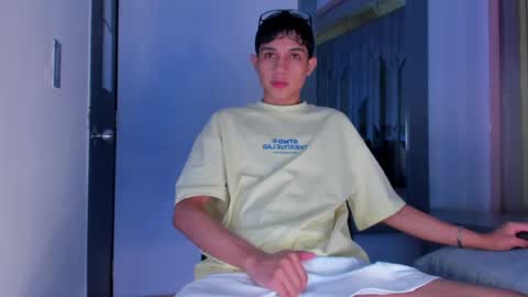 Snapshot of sebax_00 chatting on May 20, 2026, 9:21 pm Sebastian online show from May 20, 2026, 9:21 pm