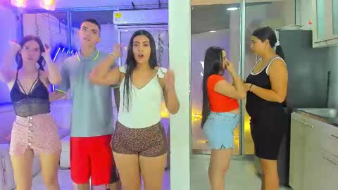 Snapshot of secrethause71605 chatting on January 13, 2026, 9:42 pm NIKOL online show from January 13, 2026, 9:42 pm