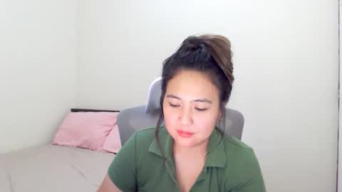 Snapshot of secretlover010101 chatting on February 28, 2025, 5:59 am MILAN online show from February 28, 2025, 5:59 am