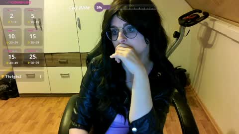 secretmia94 online show from April 10, 2026, 8:19 am