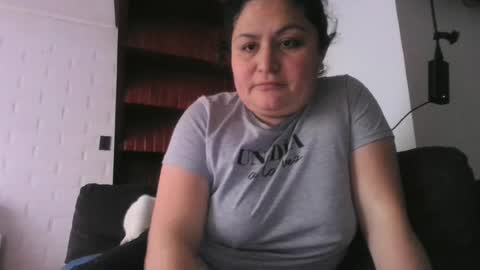 Snapshot of secretmilfcl chatting on June 16, 2026, 5:04 pm secretmilfcl online show from June 16, 2026, 5:04 pm