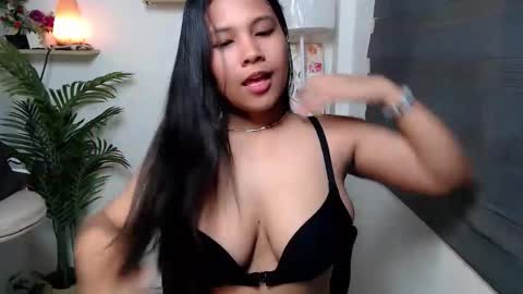 ellie online show from December 5, 2025, 12:30 am