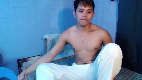 Snapshot of seductive_maxxx chatting on May 11, 2026, 11:49 am Max online show from May 11, 2026, 11:49 am