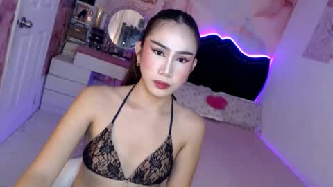 Vanessa online show from May 15, 2026, 11:45 pm