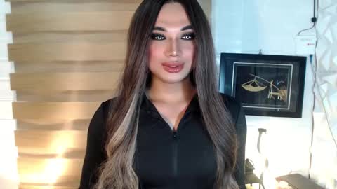 Deluxe online show from March 1, 2025, 9:29 am