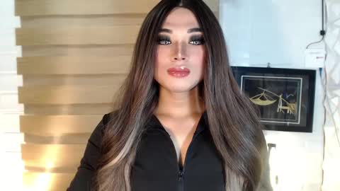 Deluxe online show from March 2, 2025, 4:28 am