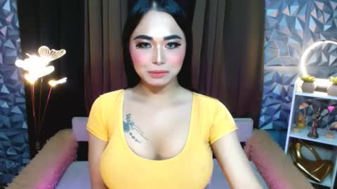Snapshot of seductivelatina69 chatting on September 24, 2025, 10:35 pm Lala online show from September 24, 2025, 10:35 pm