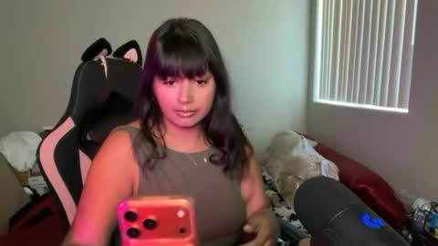 Snapshot of seductivemuse chatting on May 31, 2026, 6:42 pm seductivemuse online show from May 31, 2026, 6:42 pm