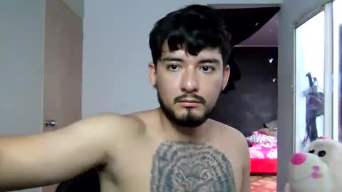 Snapshot of seduxionduo chatting on October 29, 2025, 4:42 pm seduxionduo online show from October 29, 2025, 4:42 pm