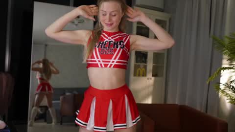 Snapshot of seeunexttime chatting on November 21, 2025, 4:11 am Jess online show from November 21, 2025, 4:11 am