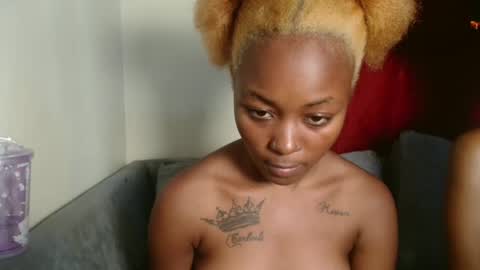 Snapshot of seexy_swiry chatting on March 7, 2025, 2:23 pm seexy_swiry online show from March 7, 2025, 2:23 pm