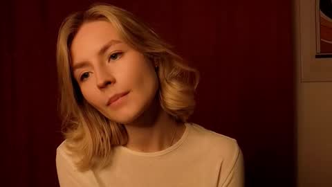 Eva online show from December 21, 2025, 12:23 pm