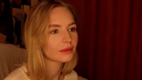 Eva online show from January 15, 2026, 8:23 pm