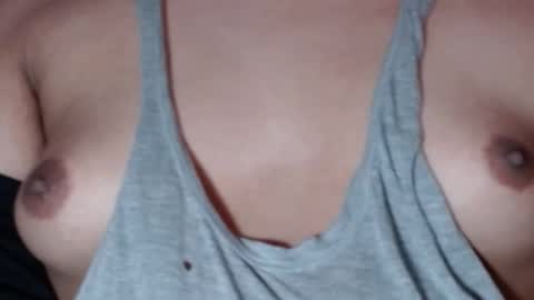 Snapshot of selda_ chatting on January 2, 2025, 3:37 am Selda online show from January 2, 2025, 3:37 am