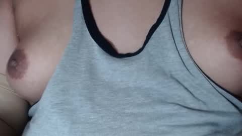 Snapshot of selda_ chatting on February 5, 2025, 4:27 am Selda online show from February 5, 2025, 4:27 am