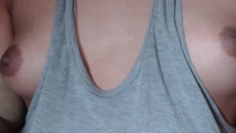 Snapshot of selda_ chatting on February 20, 2025, 9:00 am Selda online show from February 20, 2025, 9:00 am