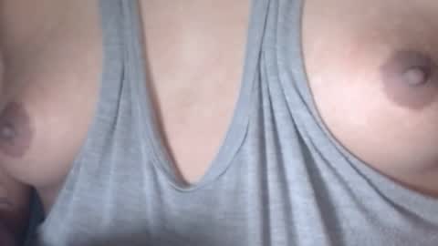 Snapshot of selda_ chatting on November 12, 2025, 1:22 pm Selda online show from November 12, 2025, 1:22 pm