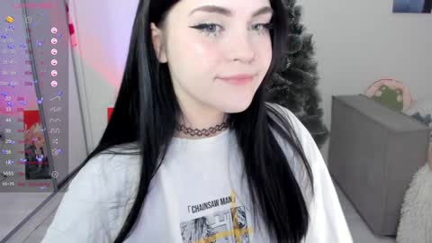 Snapshot of selena___cute chatting on December 23, 2024, 5:17 am Selena online show from December 23, 2024, 5:17 am