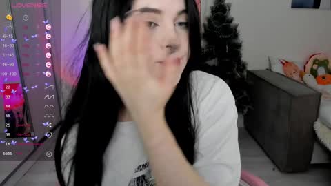 Snapshot of selena___cute chatting on January 14, 2025, 5:19 am Selena online show from January 14, 2025, 5:19 am