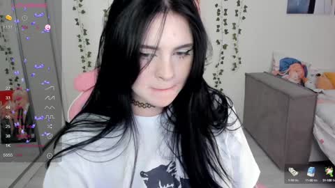 Snapshot of selena___cute chatting on January 27, 2025, 8:07 am Selena online show from January 27, 2025, 8:07 am