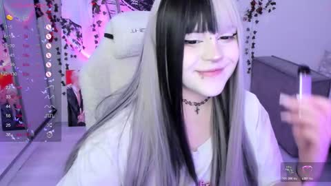 Snapshot of selena___cute chatting on November 23, 2025, 12:05 pm Selena online show from November 23, 2025, 12:05 pm