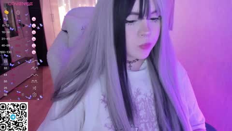 Selena  online show from April 11, 2026, 7:45 am