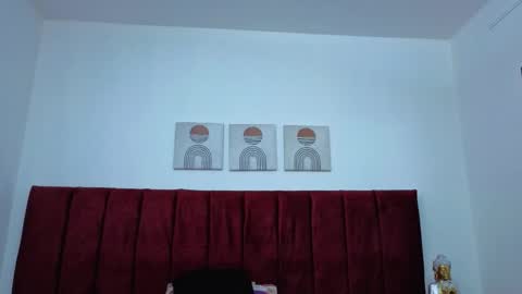 Selena online show from January 15, 2026, 12:32 pm