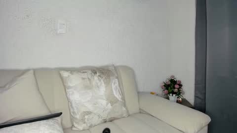 Snapshot of selena_fox18 chatting on March 6, 2026, 3:03 am online show from March 6, 2026, 3:03 am