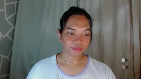 Snapshot of selena_fuckdoll chatting on February 1, 2026, 5:06 am Selena online show from February 1, 2026, 5:06 am