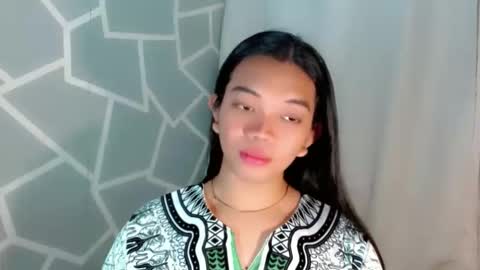 Selena online show from April 17, 2026, 11:52 pm