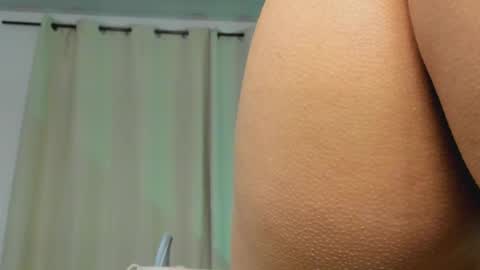 selenafox online show from September 12, 2025, 1:38 am