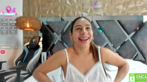 selene__lopez_ online show from September 13, 2025, 8:30 pm