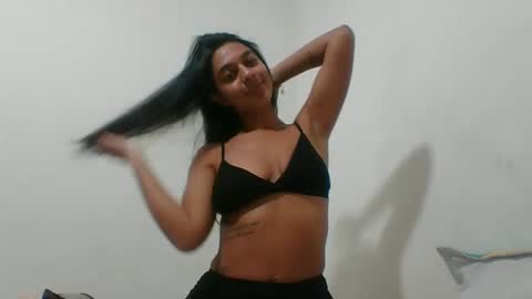 selene online show from September 19, 2025, 1:29 am