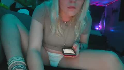 Selene online show from January 28, 2025, 12:26 am