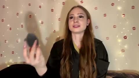 Snapshot of selenegupta chatting on July 3, 2026, 4:46 pm Kylie online show from July 3, 2026, 4:46 pm