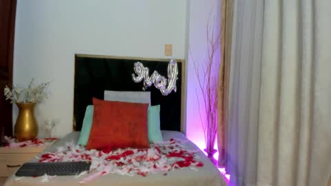 Selene Lujan online show from February 14, 2026, 12:13 pm