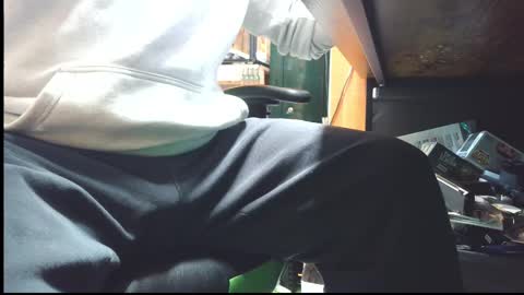 selfpound online show from October 13, 2025, 1:11 pm