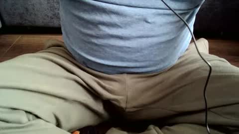selfpound online show from June 4, 2026, 1:39 pm