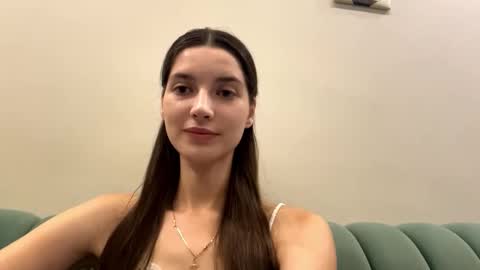 Sofia online show from October 19, 2025, 7:53 am
