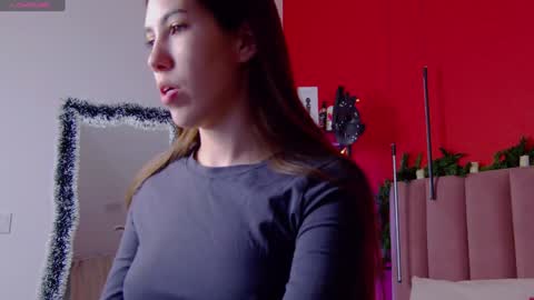 Nicole online show from December 11, 2024, 1:58 am