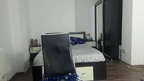 sellena_angels online show from January 25, 2025, 4:13 pm