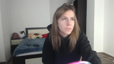 sellena_angels online show from February 24, 2025, 8:38 am