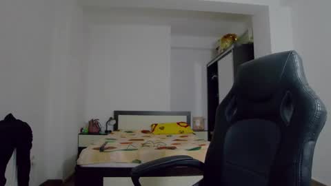 sellena_angels online show from October 13, 2025, 2:39 pm