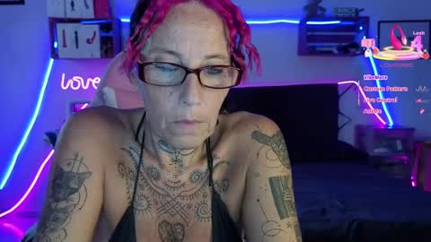 Selvaggia Del Caribe online show from October 14, 2025, 4:52 pm