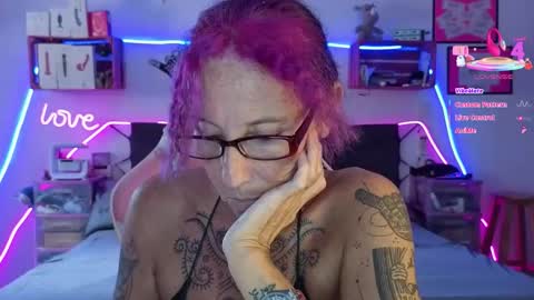 Selvaggia Del Caribe online show from December 4, 2025, 6:16 pm