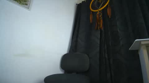 sem_alas online show from October 24, 2025, 10:50 pm